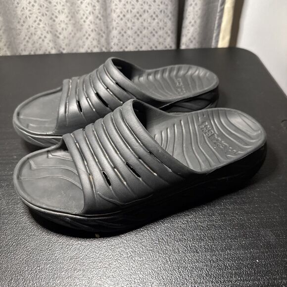 HOKA ONE ONE MENS Size 10 Black 2019 Ora Recovery Slide Sandals Slides Athletic main image 4